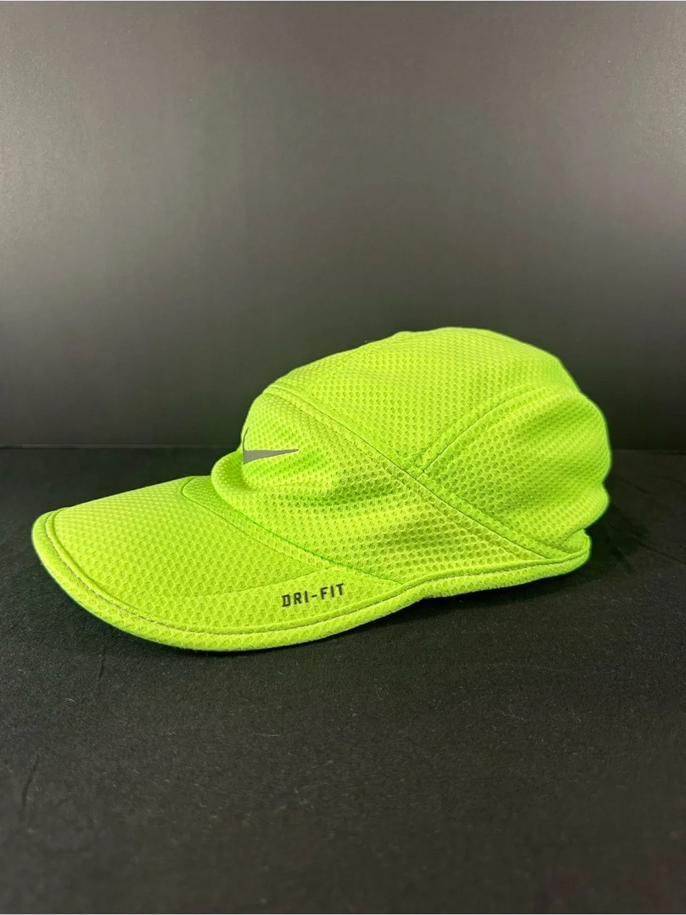 Rare! Nike Daybreak Dri-fit Fly Running Hat with Reflective Swoosh